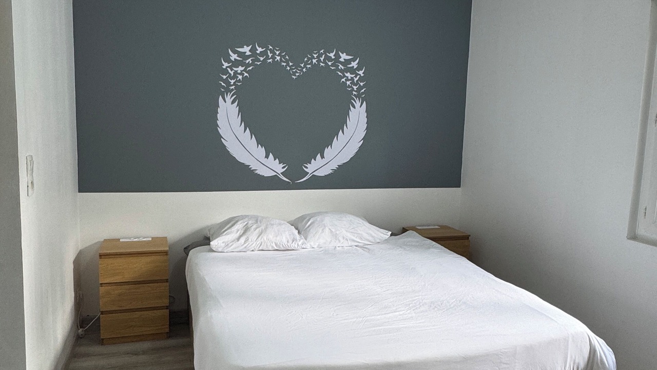 Photo of Bedroom in St-Andre-de-l'Eure