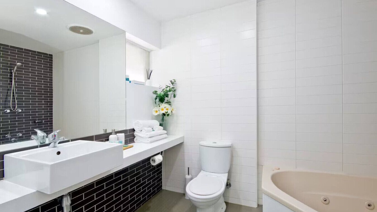 Photo of Bathroom in Lorne