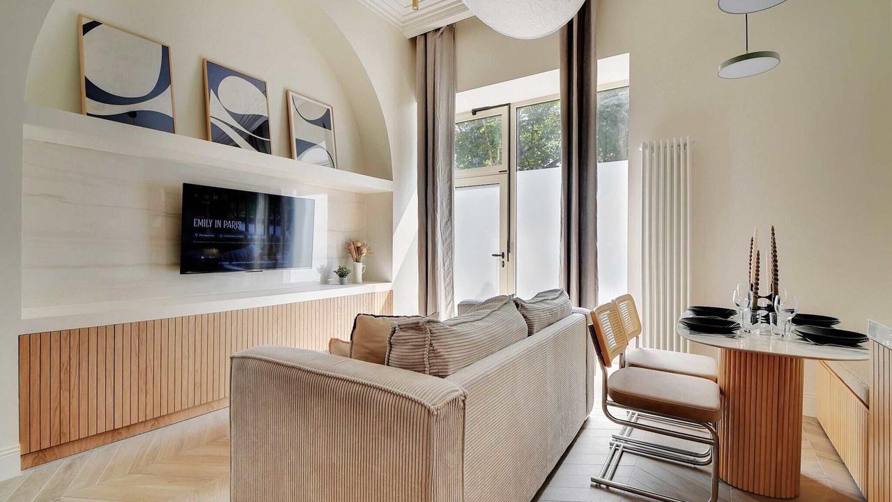 Photo of Livingroom in Batignolles