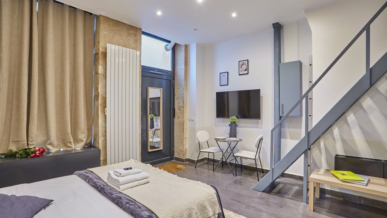 Photo of Bedroom in Batignolles