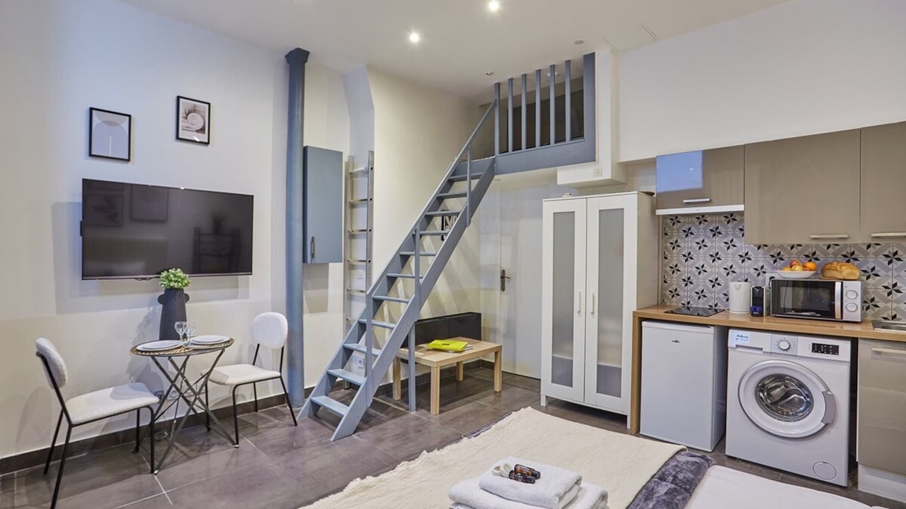 Photo of Bedroom in Batignolles