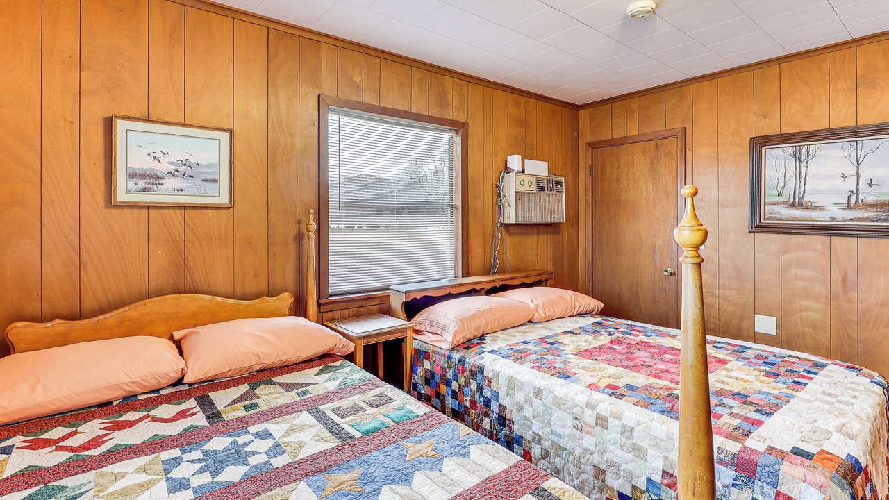Photo of Bedroom in Hickory Plains