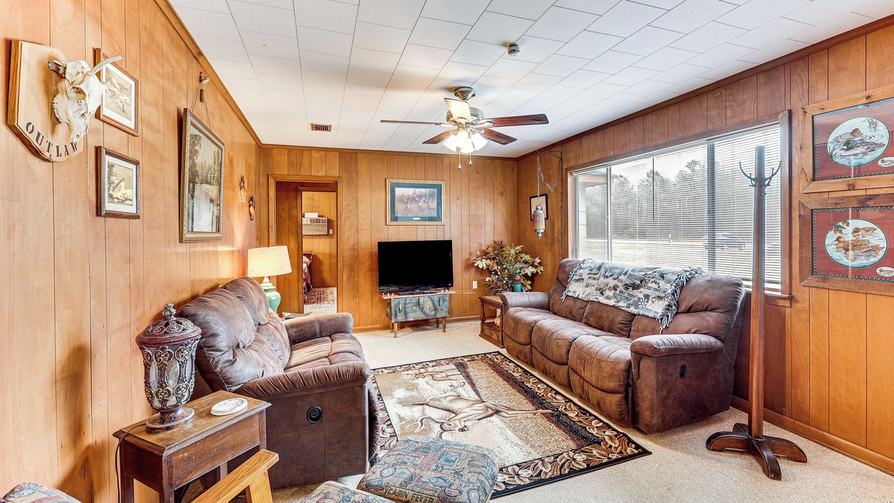 Photo of Bedroom in Hickory Plains