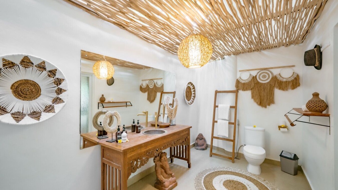 Photo of Bathroom in Uluwatu