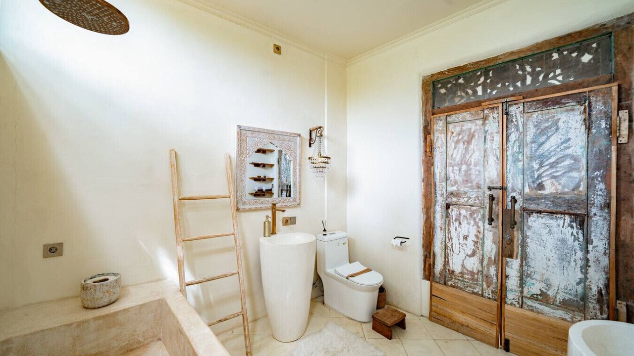 Photo of Bathroom in Uluwatu