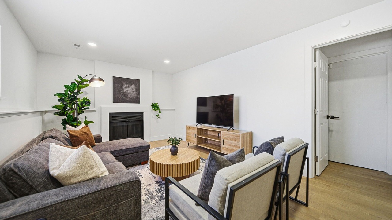 Photo of Livingroom in Kilbourne