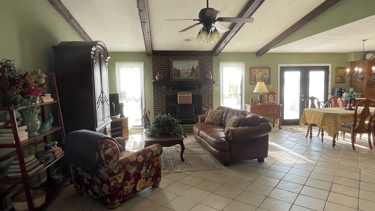 Photo of Livingroom in Chesterfield