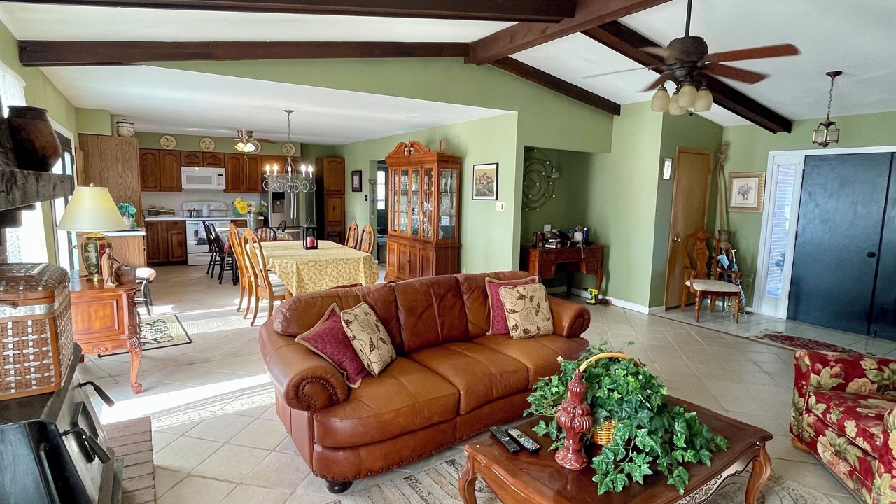 Photo of Livingroom in Chesterfield