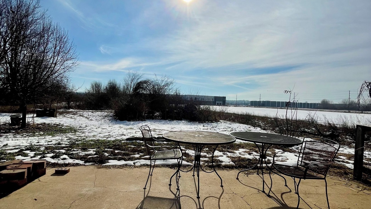 Photo of Outdoor in Chesterfield