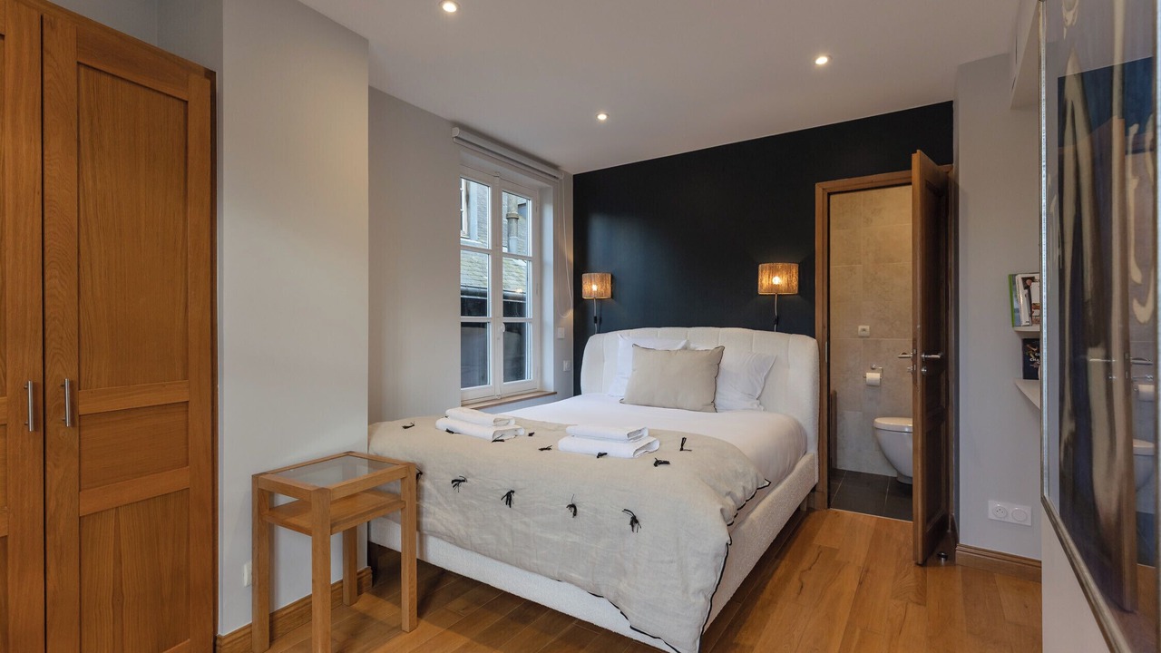 Photo of Bedroom in Enclos