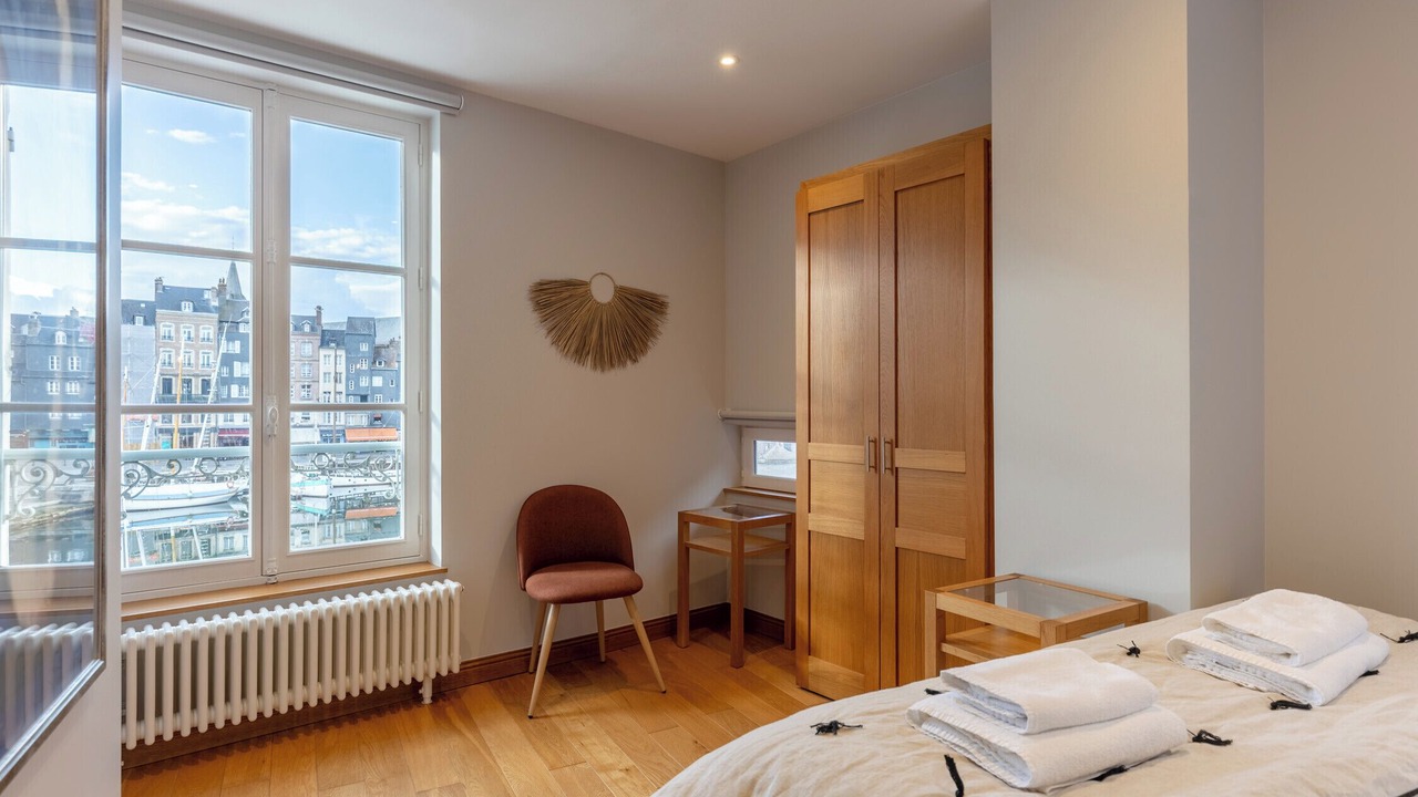 Photo of Bedroom in Enclos