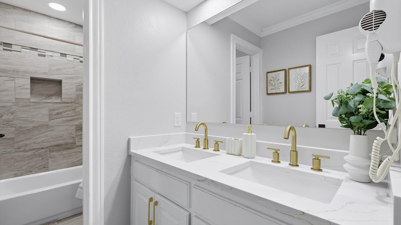 Photo of Bathroom in DeSoto
