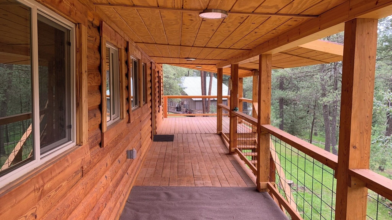 Photo of Patio Balcony in Cloudcroft