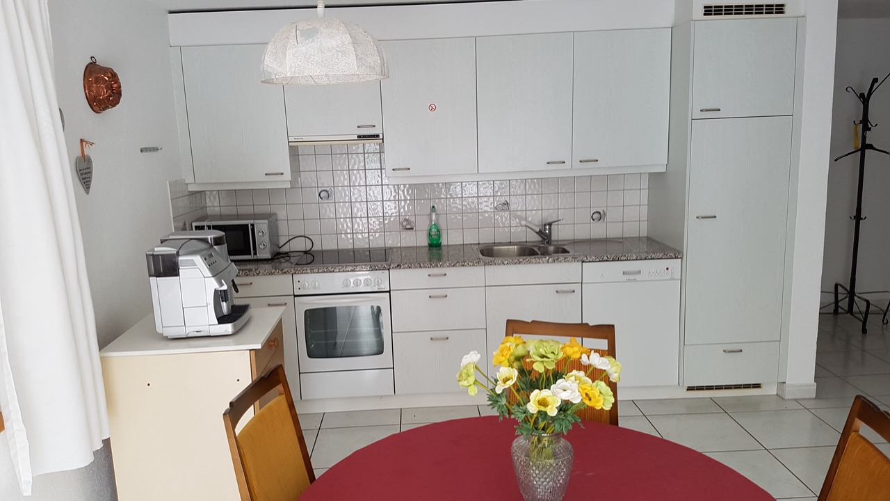 Photo of Kitchen in Glarus Sued