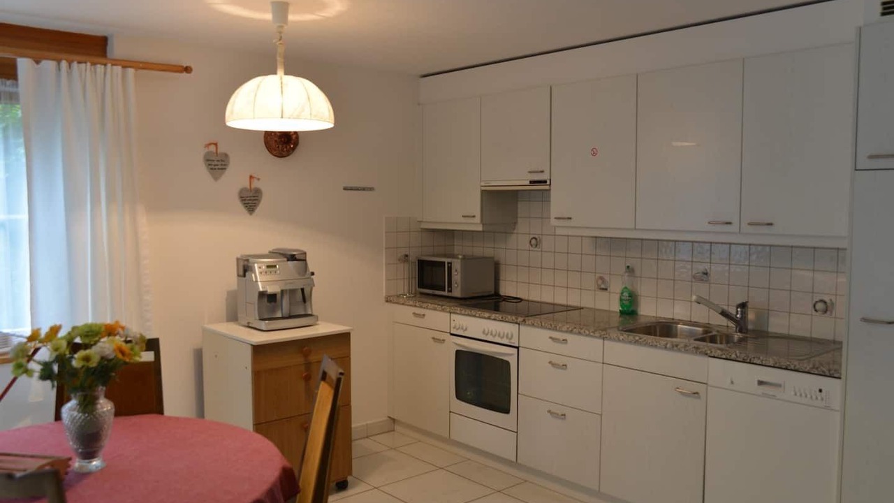 Photo of Kitchen in Glarus Sued