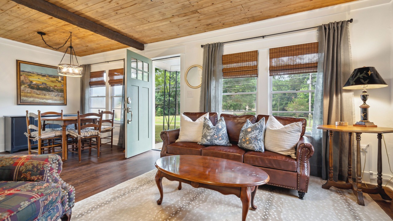 Photo of Livingroom in Munford