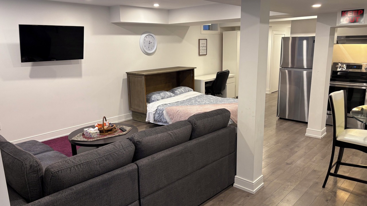 Photo of Bedroom in Richmond Hill