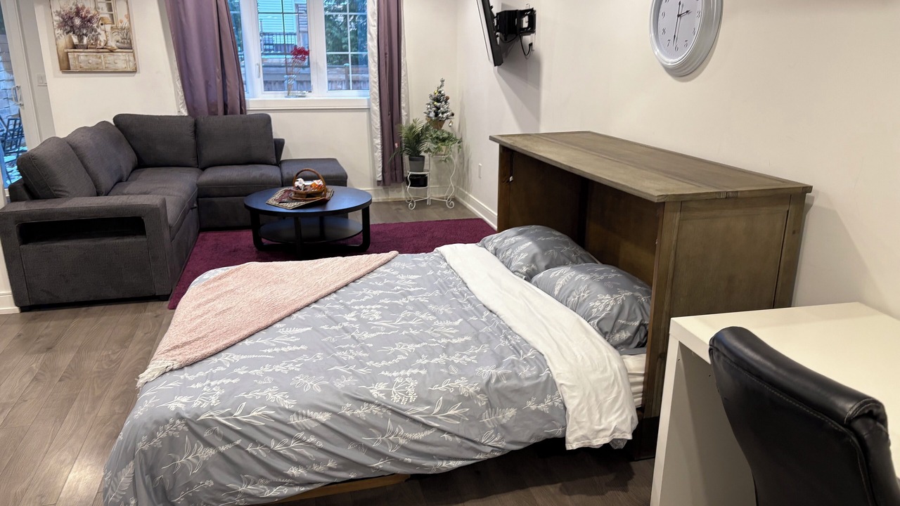 Photo of Bedroom in Richmond Hill