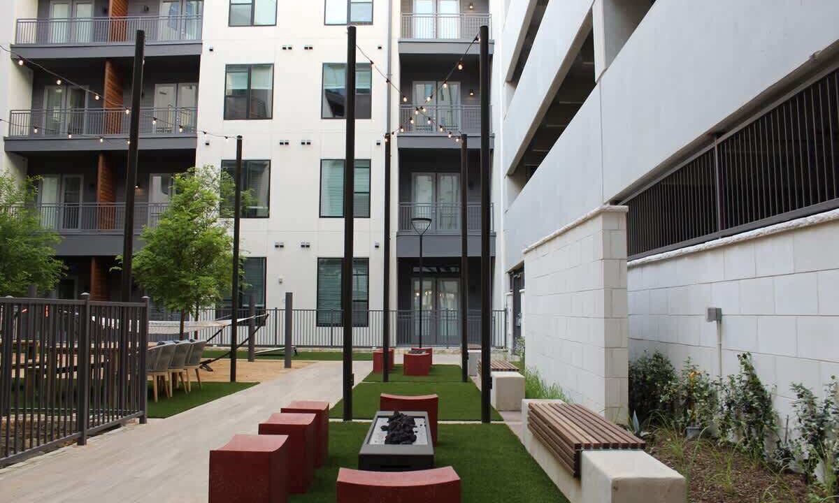 Photo of Outdoor in North Burnet