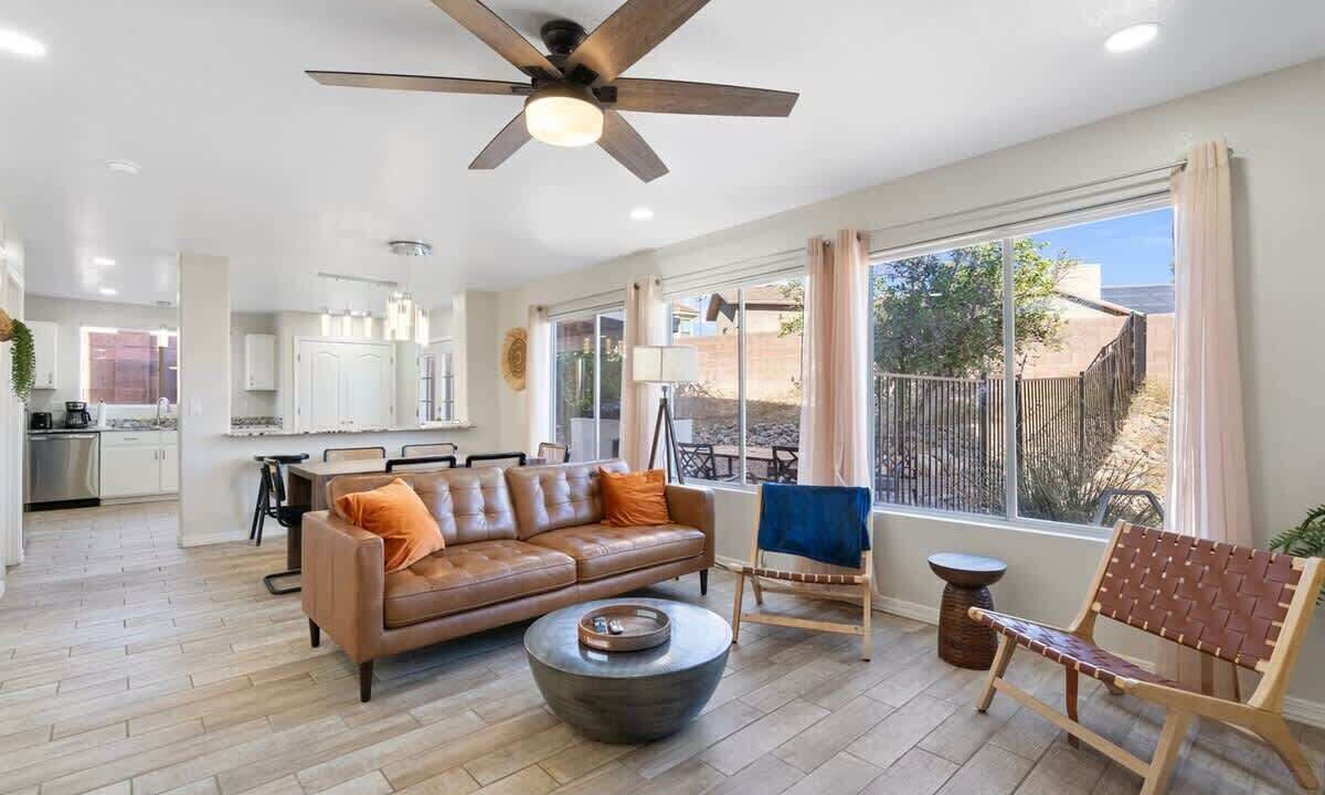 Photo of Livingroom in Tucson