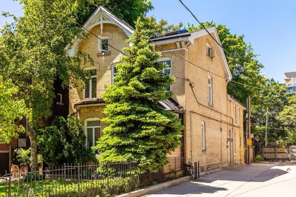 Photo of Outdoor in Garden District