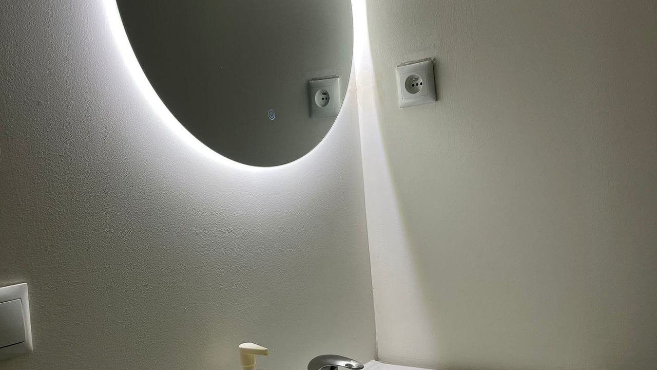 Photo of Bathroom in Villeneuve-Saint-Georges