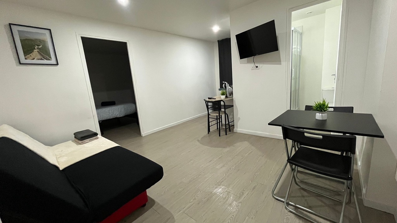 Photo of Bedroom in Villeneuve-Saint-Georges