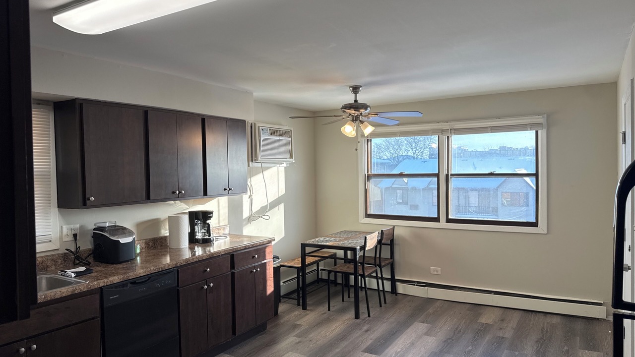 Photo of Kitchen in East Hazel Crest