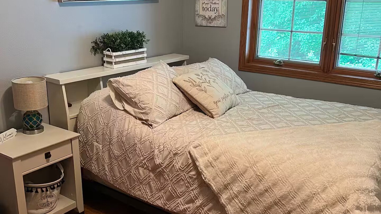 Photo of Bedroom in Cold Spring