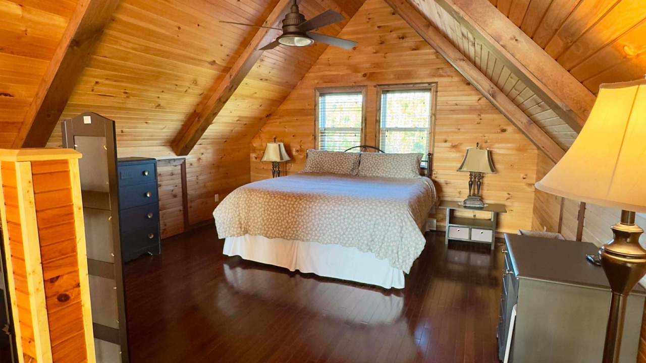 Photo of Bedroom in Brigus Junction