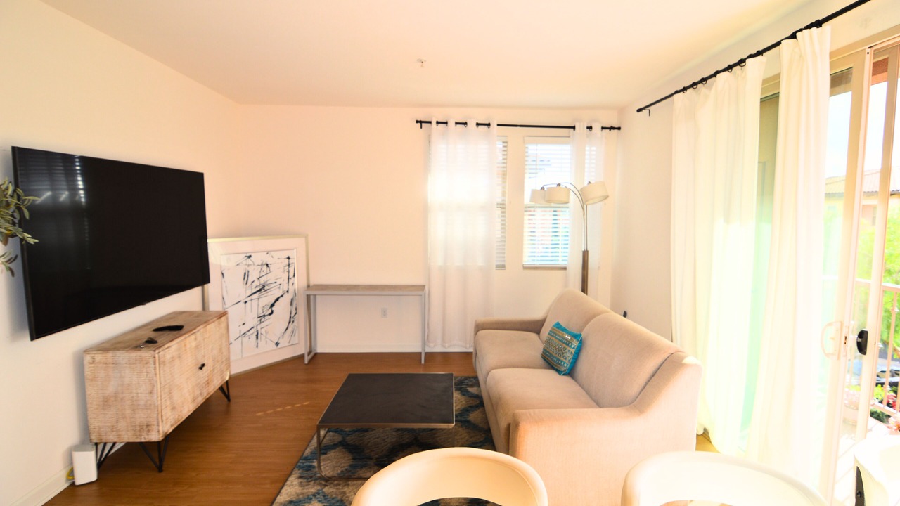 Photo of Livingroom in Lake Forest