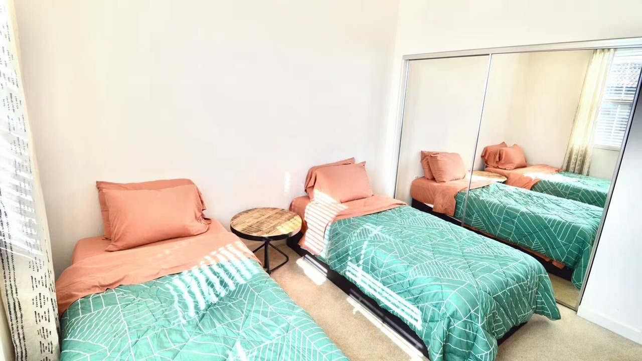 Photo of Bedroom in Lake Forest