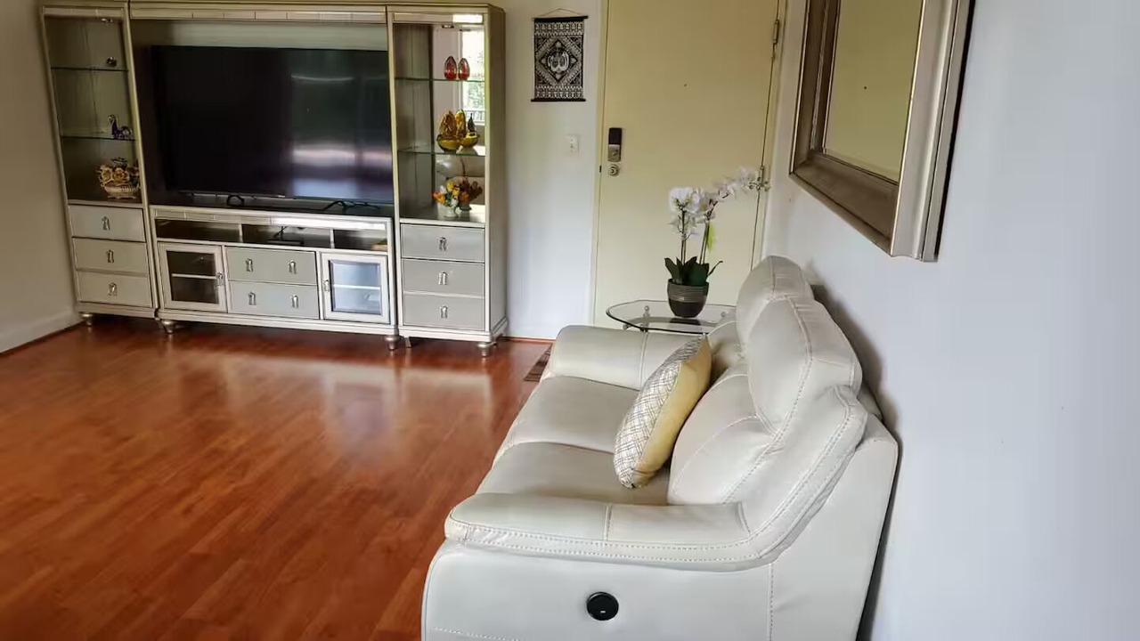 Photo of Livingroom in Oxon Hill-Glassmanor