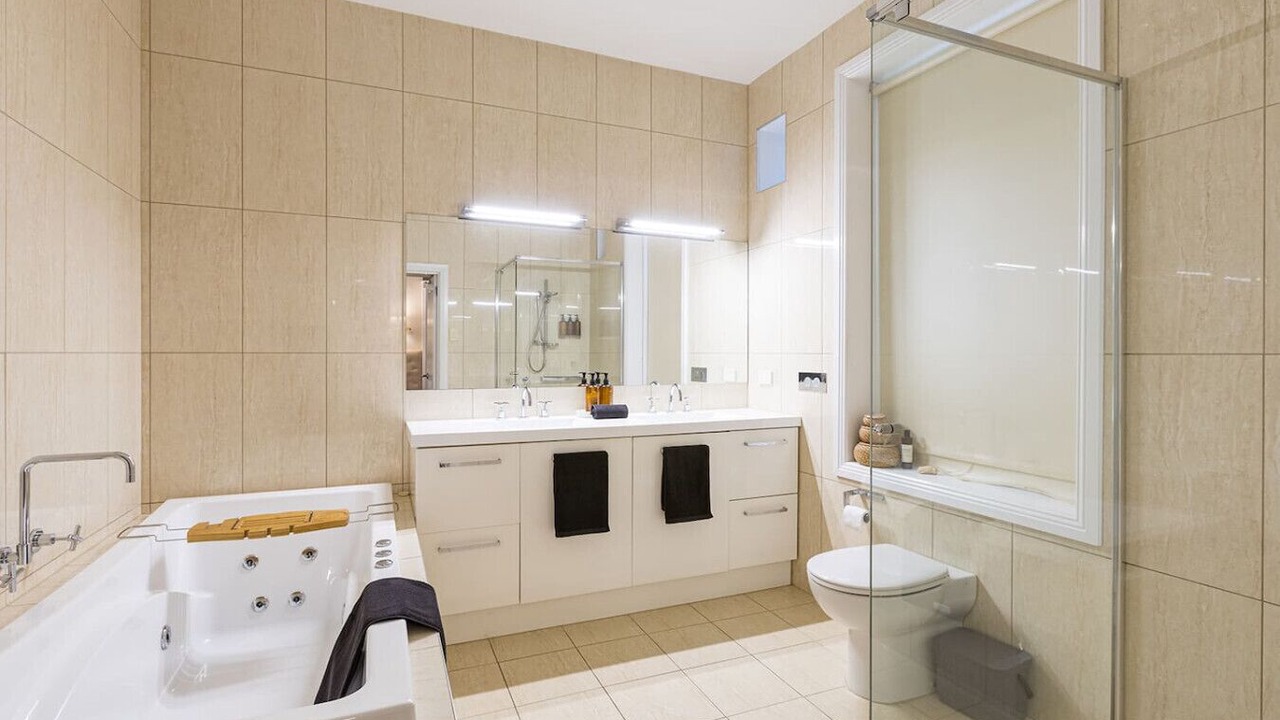 Photo of Bathroom in Mildura