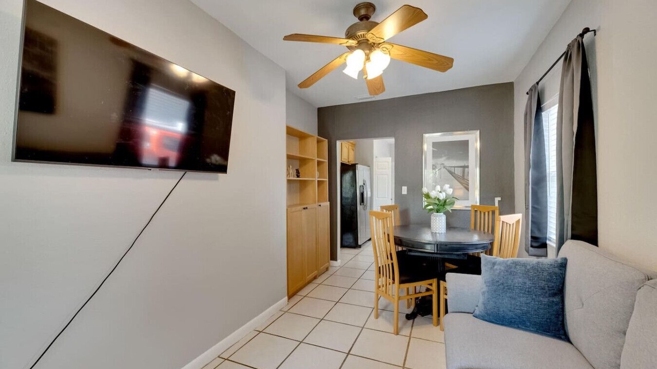 Photo of Livingroom in South Seminole Heights