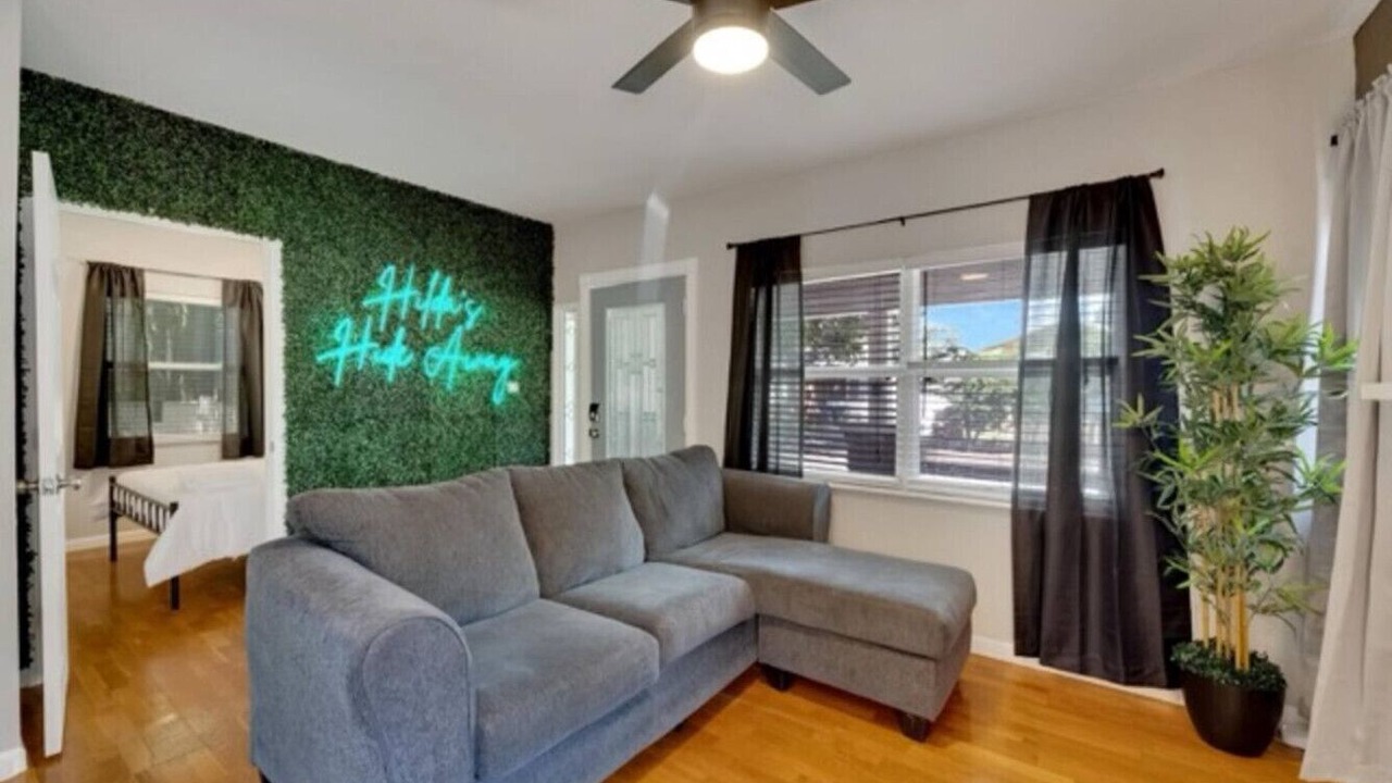 Photo of Livingroom in South Seminole Heights