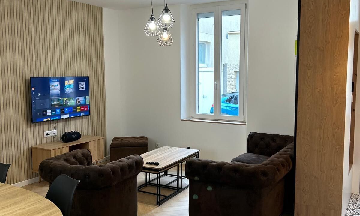 Photo of Others in Magenta