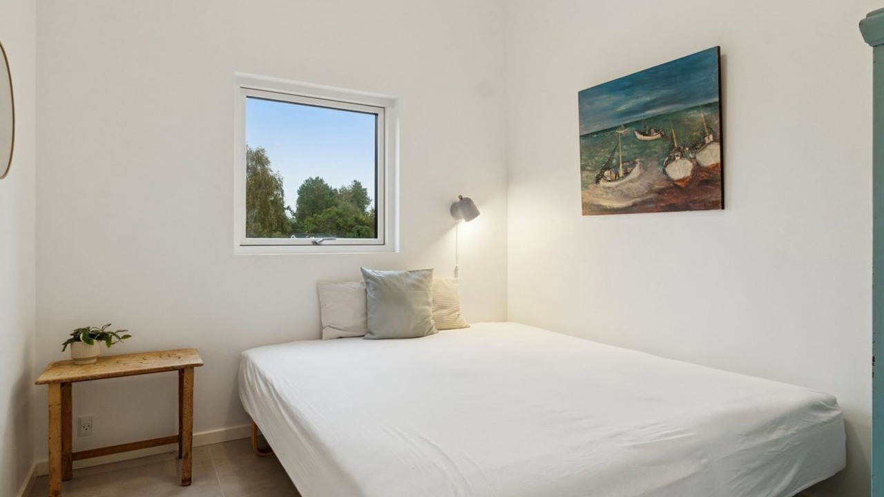 Photo of Others in Knebel