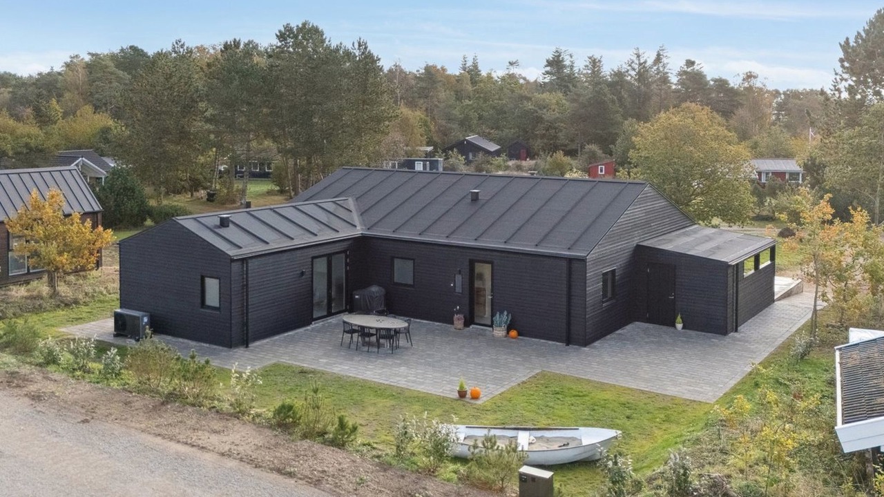 Photo of Others in Knebel