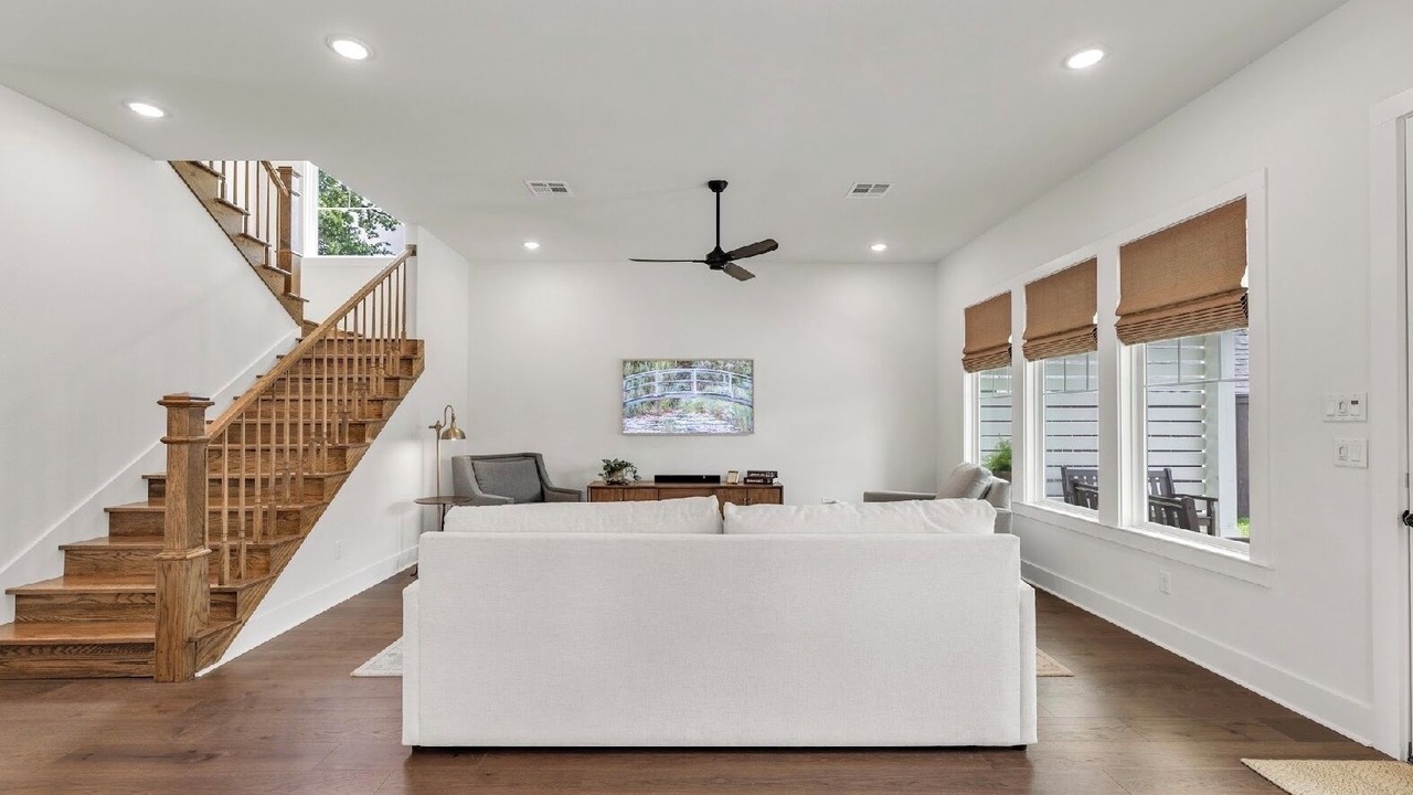 Photo of Livingroom in College Park