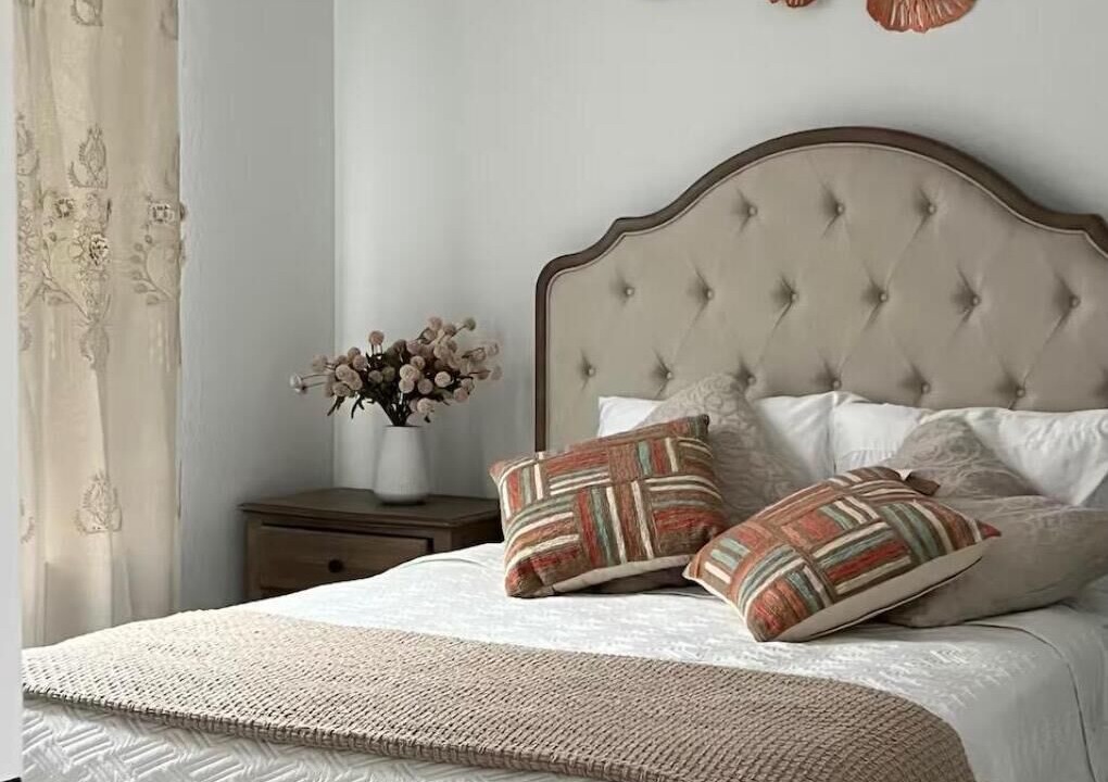 Photo of Bedroom in Manor
