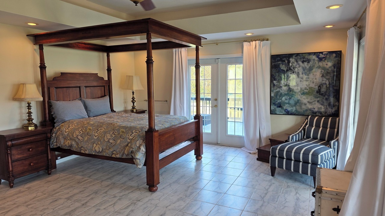 Photo of Bedroom in West Livingston