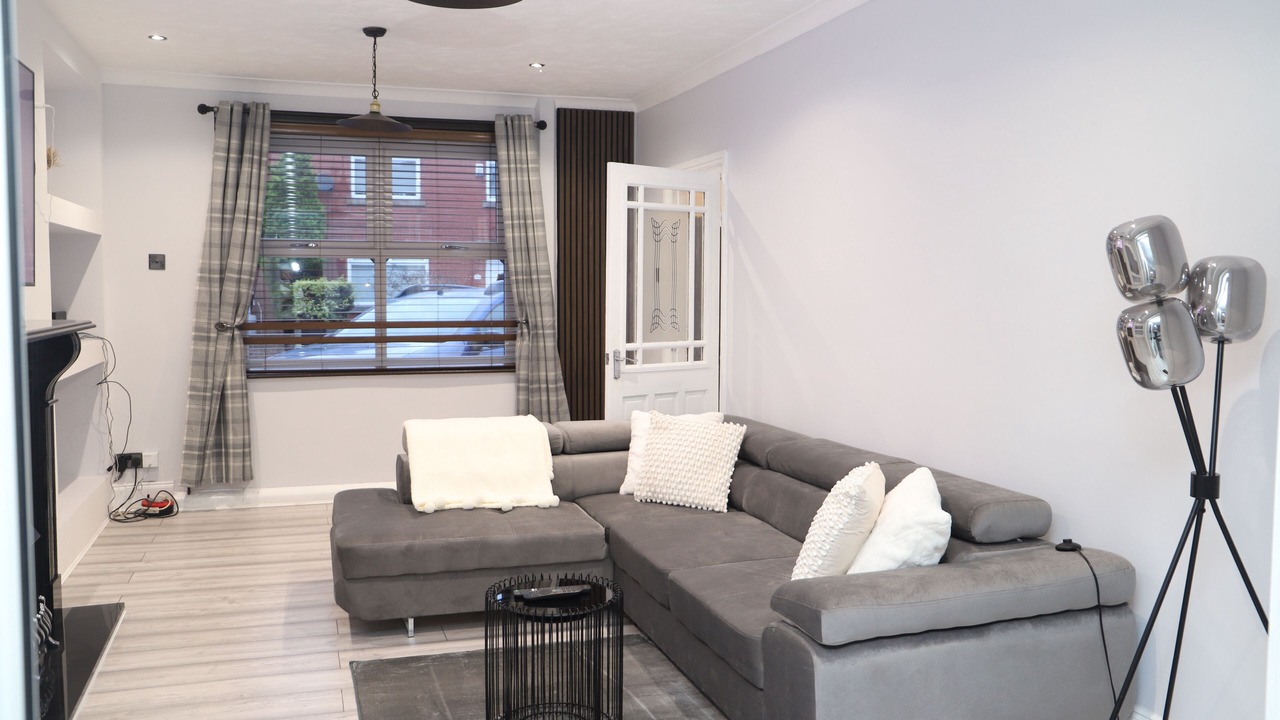 Photo of Livingroom in Little Hulton