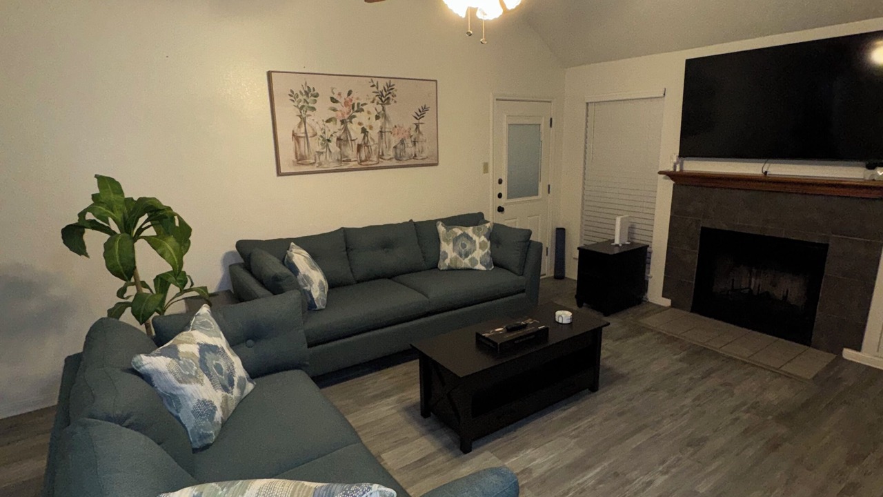 Photo of Livingroom in Killeen