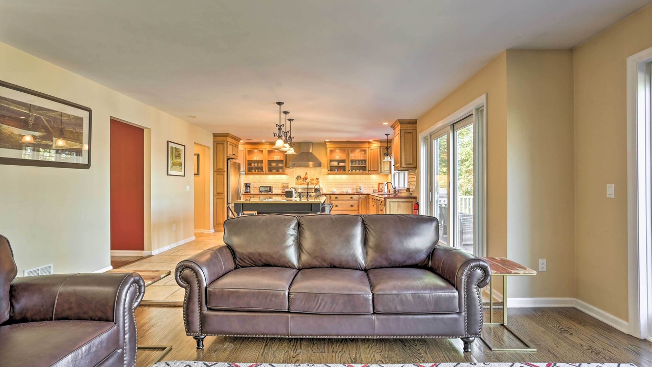 Photo of Livingroom in Swartswood