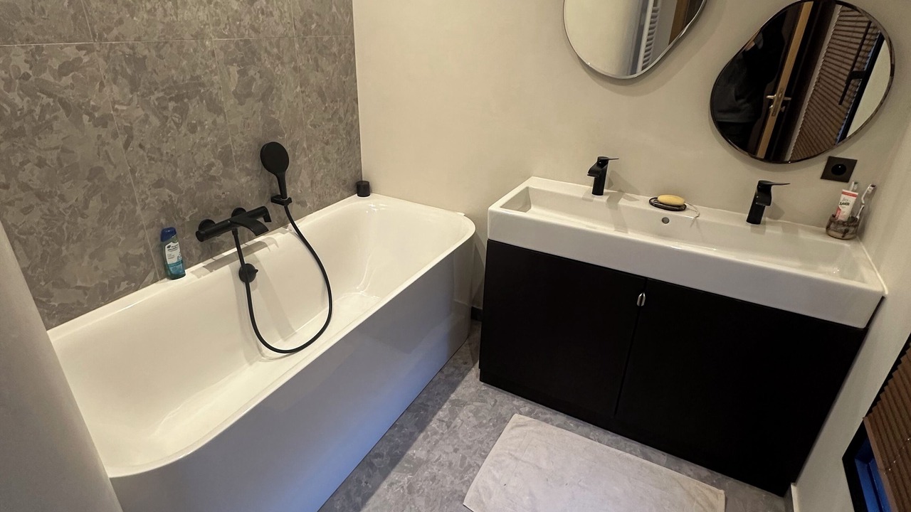 Photo of Bathroom in Montreuil