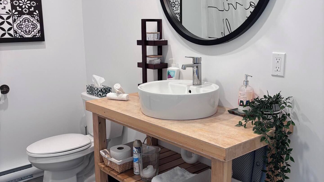 Photo of Bathroom in L'Anse-Saint-Jean