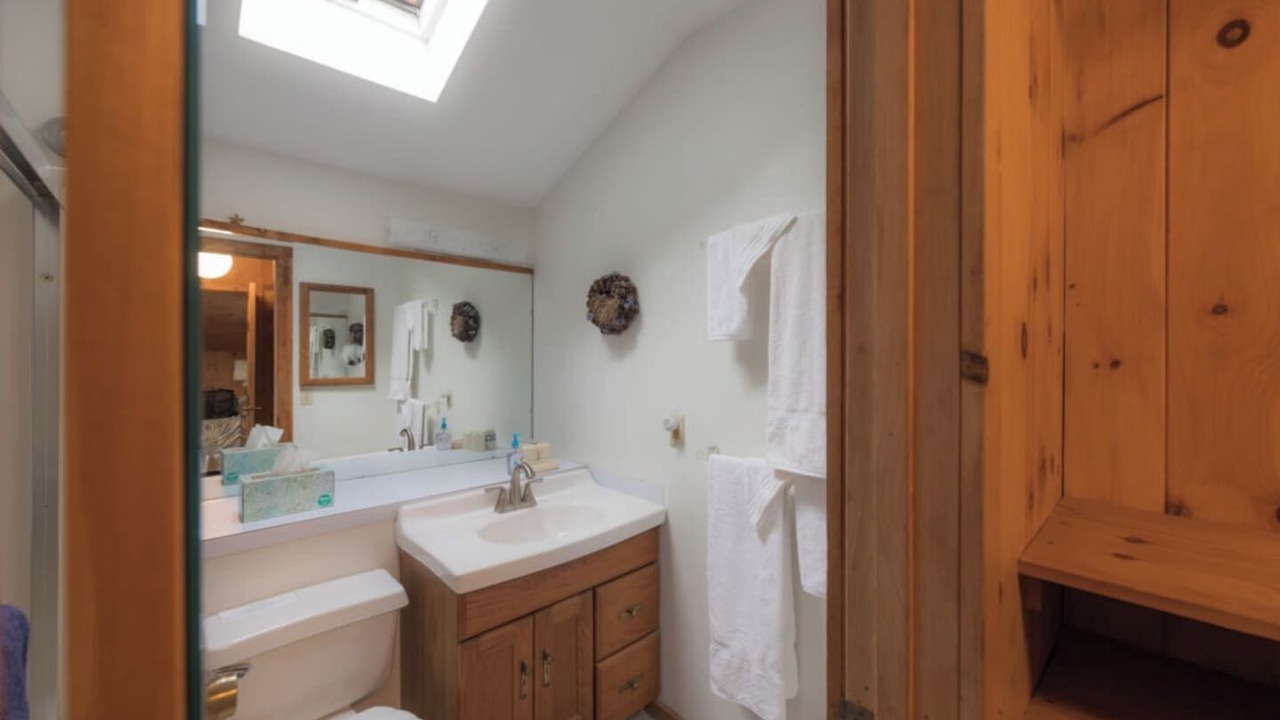 Photo of Bathroom in Diamond Point