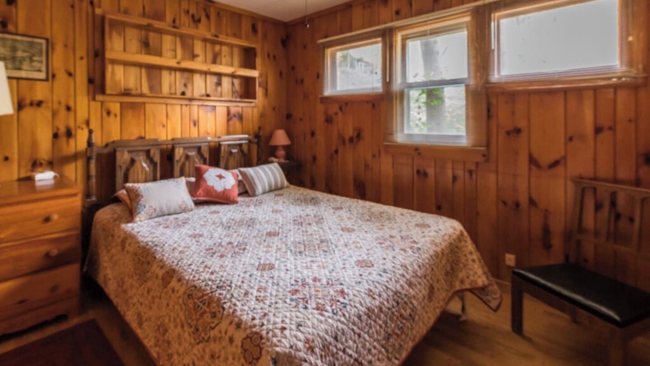 Photo of Bedroom in Diamond Point