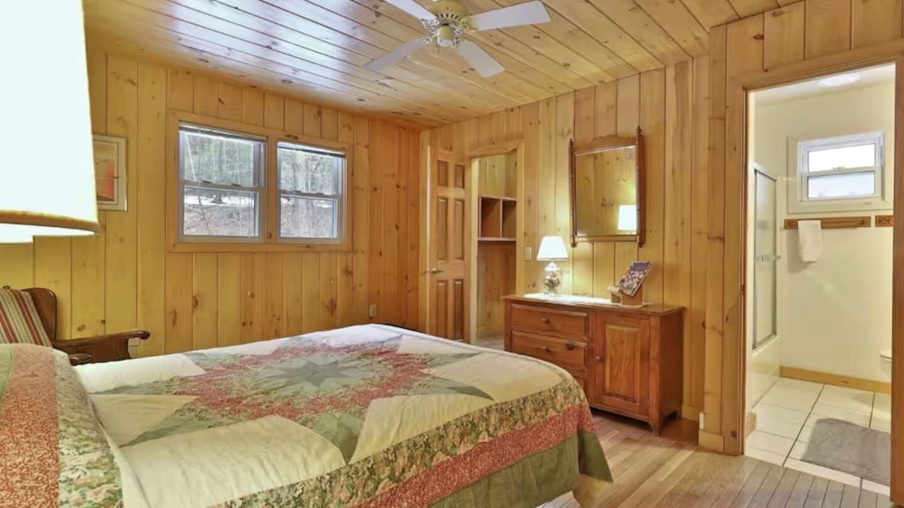 Photo of Bedroom in Diamond Point